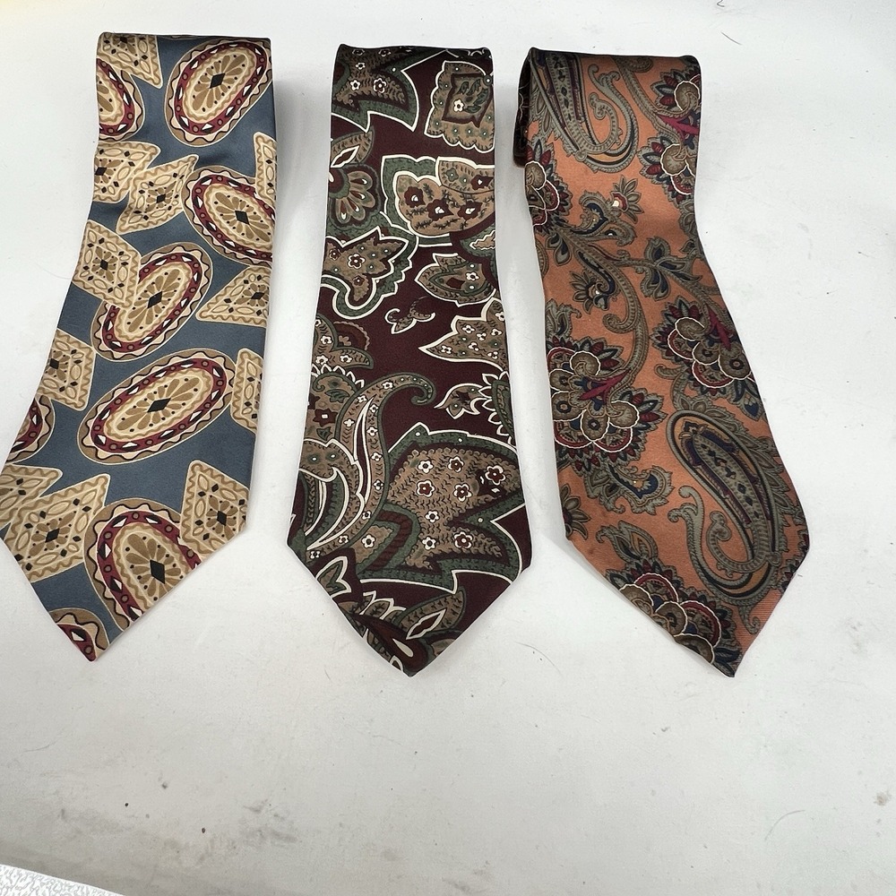 (Lot of 3) Christian Dior Silk‎ Ties Made in USA Italy Fabric 57x3 Vintage